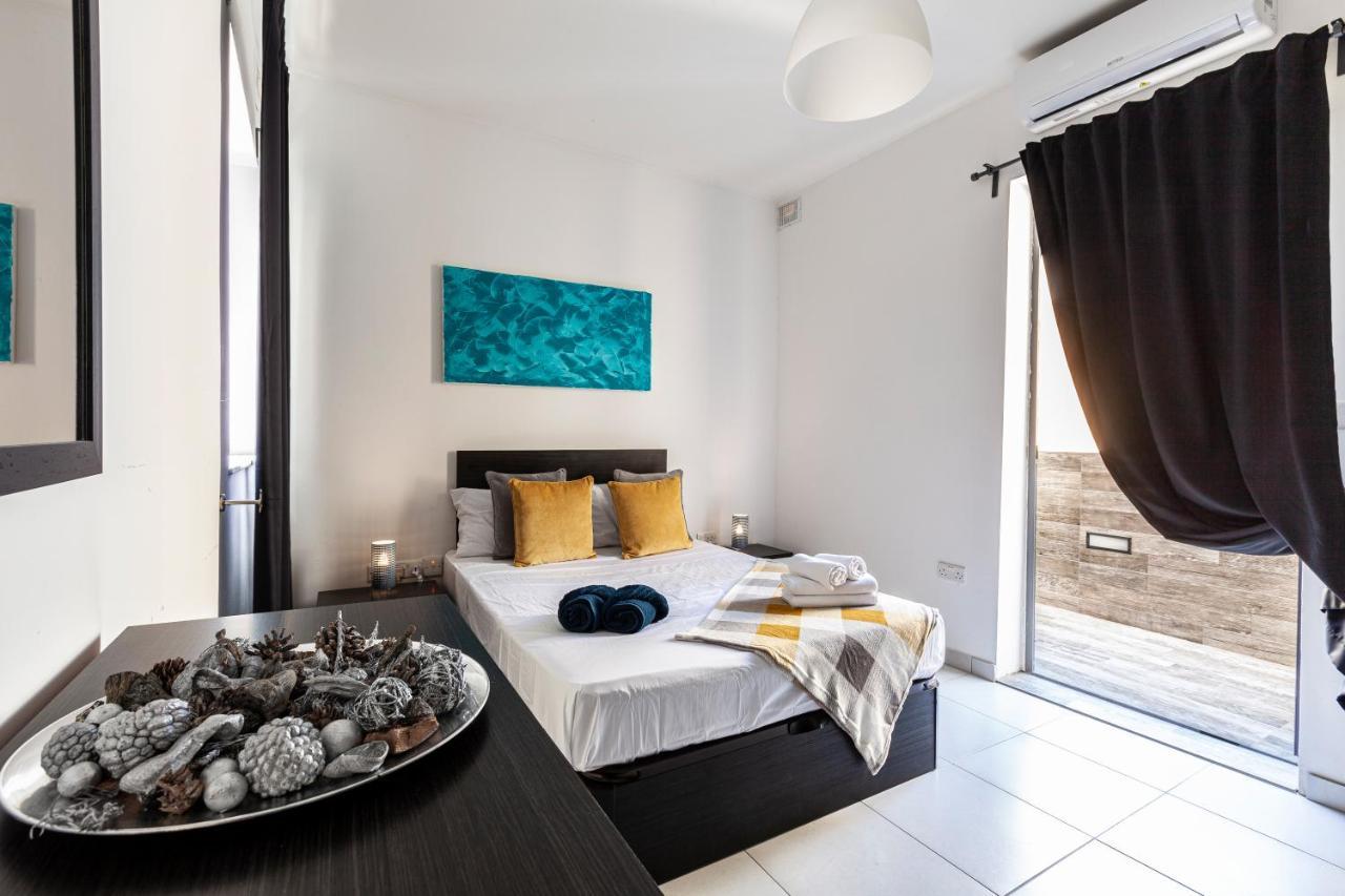 Z4 - Seafront Apartment 세인트폴스베이 외부 사진